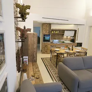 Dione Apartments By Dimore In Sicily Ortigia Syrakuzy